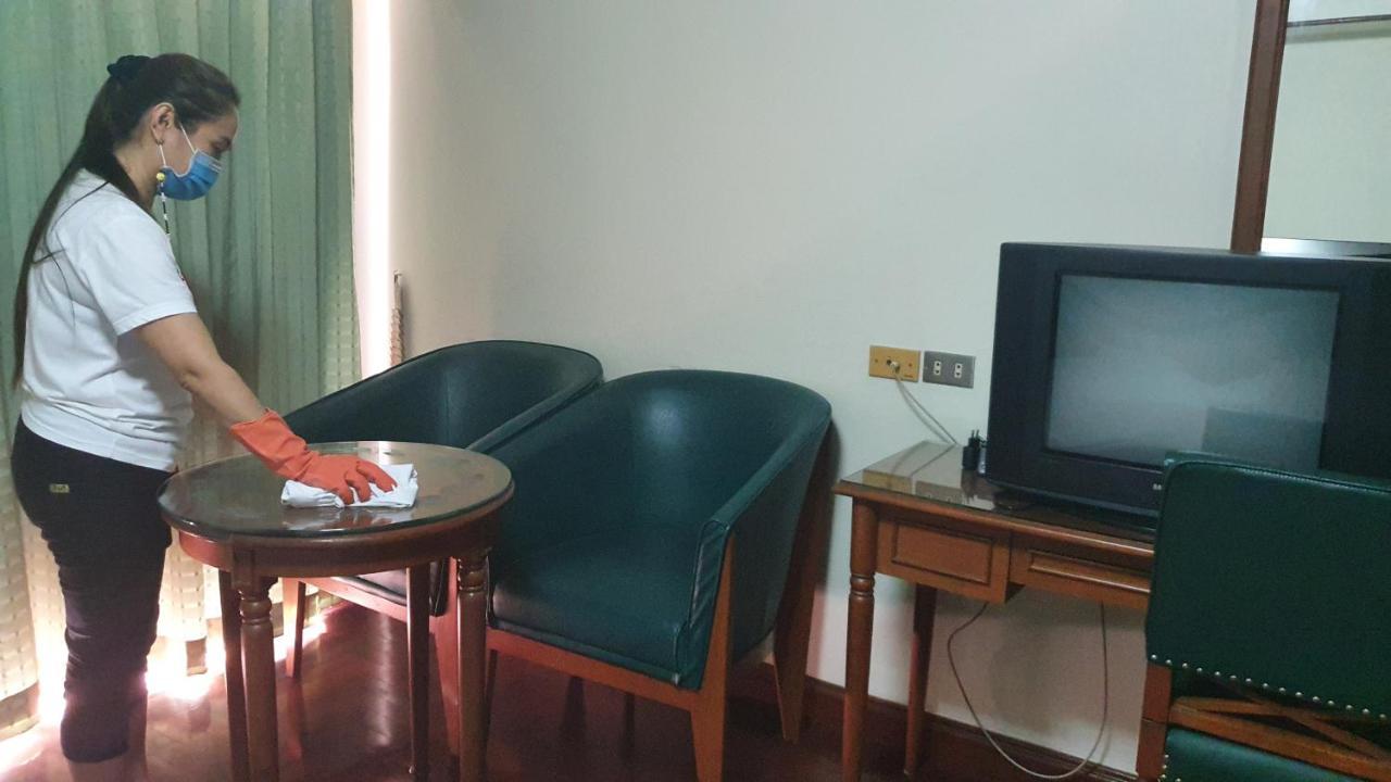 อินเตอร์เชนจ์ ทาวเวอร์ เซอร์วิส อพาร์ตเมนต์  Hotel กรุงเทพมหานคร ภายนอก รูปภาพ