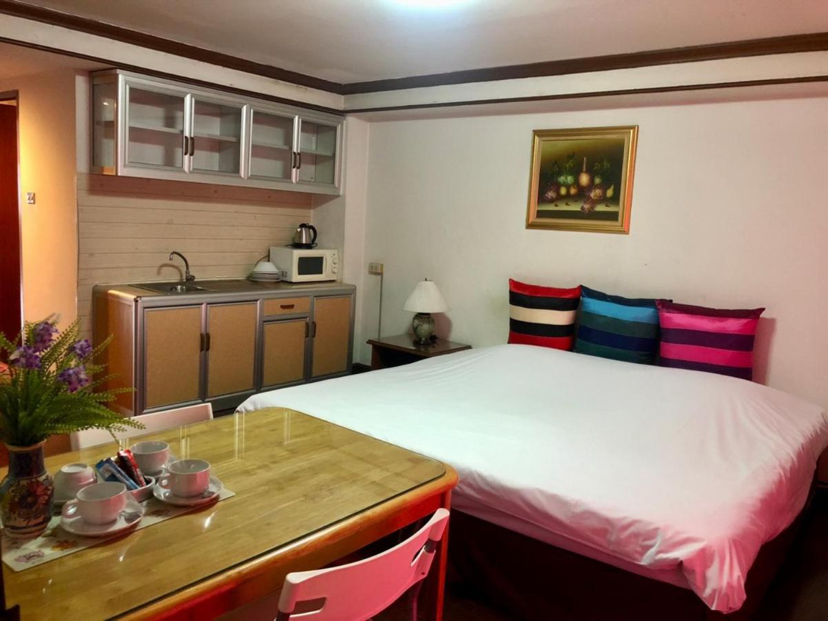 อินเตอร์เชนจ์ ทาวเวอร์ เซอร์วิส อพาร์ตเมนต์  Hotel กรุงเทพมหานคร ภายนอก รูปภาพ