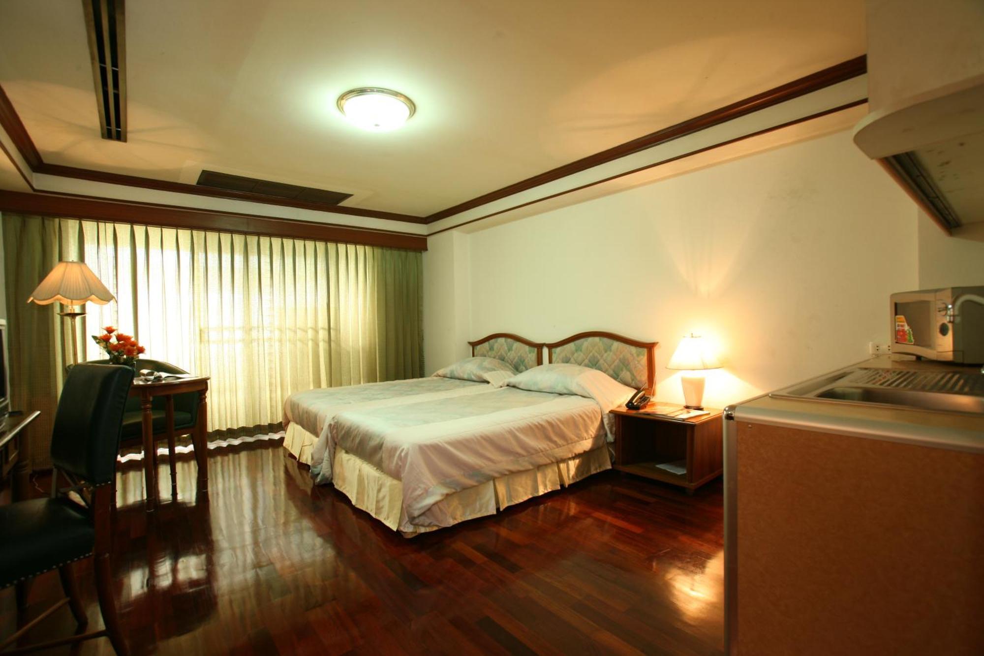 อินเตอร์เชนจ์ ทาวเวอร์ เซอร์วิส อพาร์ตเมนต์  Hotel กรุงเทพมหานคร ภายนอก รูปภาพ